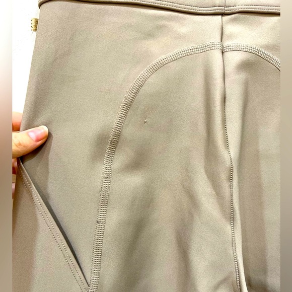 Alo High-Waist Airlift 4 Pocket Utility Legging - Picture 5 of 7